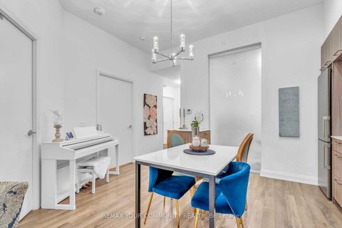 Photo 10 at 112 - 4800 Highway 7 Road, East Woodbridge, Vaughan