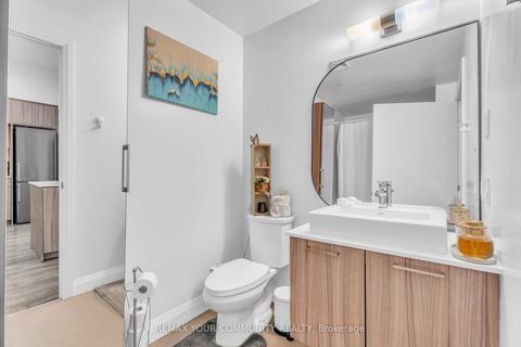 Photo 16 at 112 - 4800 Highway 7 Road, East Woodbridge, Vaughan