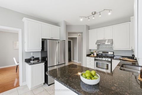 Photo 10 at 49 Helston Crescent, Brooklin, Whitby