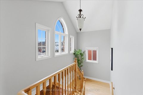 Photo 17 at 49 Helston Crescent, Brooklin, Whitby