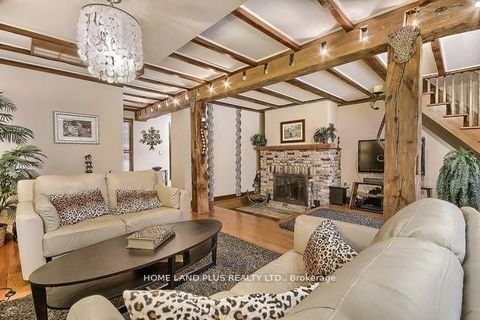 Photo 2 at 17 Yongehurst Road, North Richvale, Richmond Hill