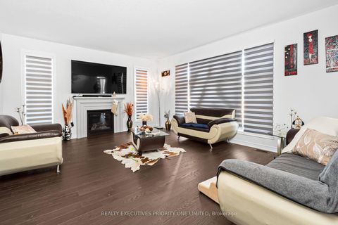 Photo 3 at 30 Sam Battaglia Crescent, Sutton & Jackson's Point, Georgina