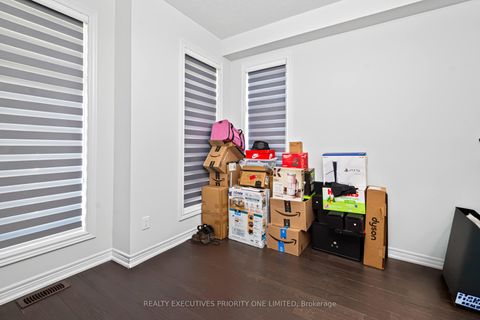 Photo 5 at 30 Sam Battaglia Crescent, Sutton & Jackson's Point, Georgina