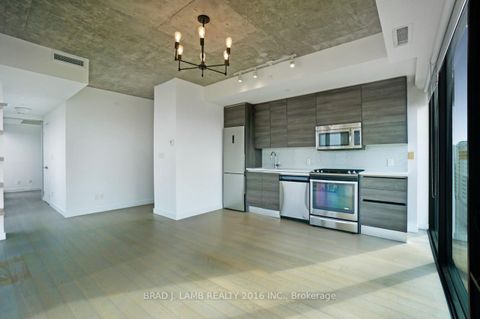 Photo 7 at 1609 - 111 Bathurst Street, Waterfront Communities C1, Toronto