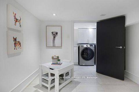 Photo 31 at 121 Markham Street, Bellwoods, Toronto