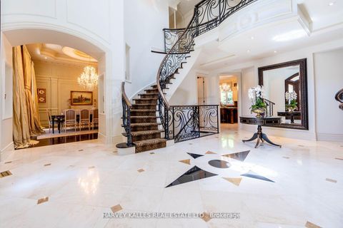 Photo 10 at 48 Wimpole Drive, Windfields, Toronto