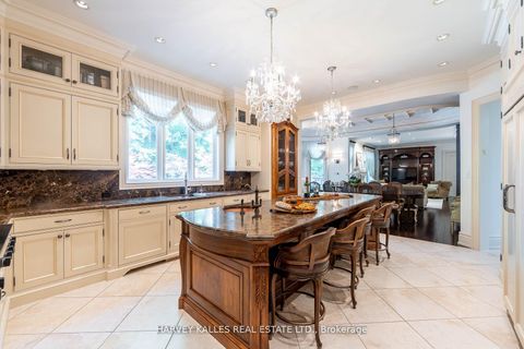 Photo 13 at 48 Wimpole Drive, Windfields, Toronto