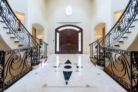 Photo 17 at 48 Wimpole Drive, Windfields, Toronto