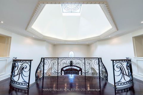 Photo 31 at 48 Wimpole Drive, Windfields, Toronto