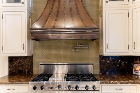 Photo 34 at 48 Wimpole Drive, Windfields, Toronto