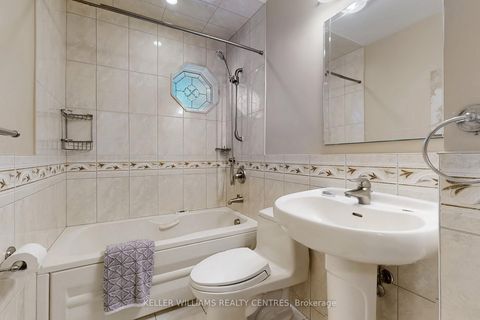 Photo 23 at 27 Hawthorne Lane, Aurora Village, Aurora