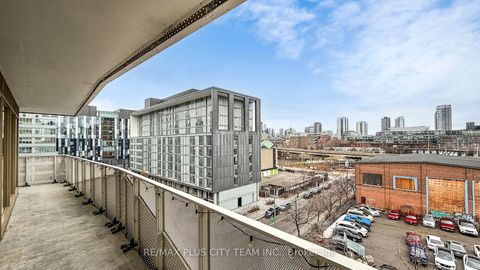 Photo 17 at 613 - 60 Tannery Road, Waterfront Communities C8, Toronto