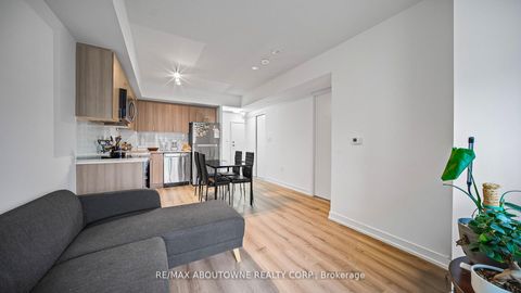 Photo 12 at 412 - 556 Marlee Avenue, Glen Park, Toronto