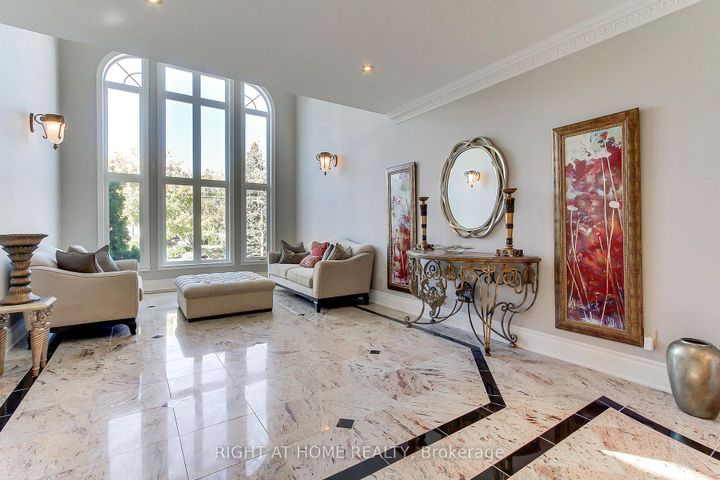 Photo 6 at 185 King High Drive, Beverley Glen, Vaughan