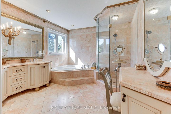 Photo 24 at 185 King High Drive, Beverley Glen, Vaughan