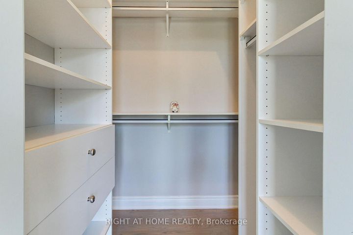 Photo 35 at 185 King High Drive, Beverley Glen, Vaughan