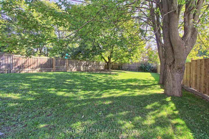 Photo 48 at 185 King High Drive, Beverley Glen, Vaughan