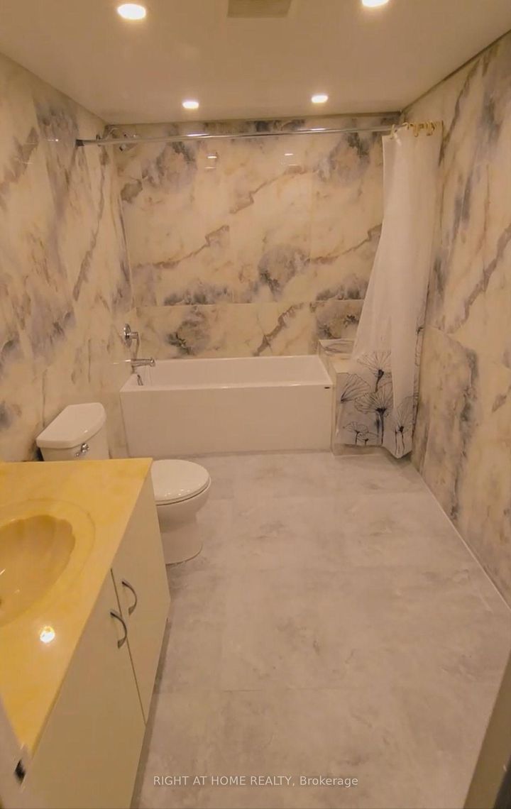 Photo 15 at 607 - 45 Carlton Street, Yonge Corridor, Toronto