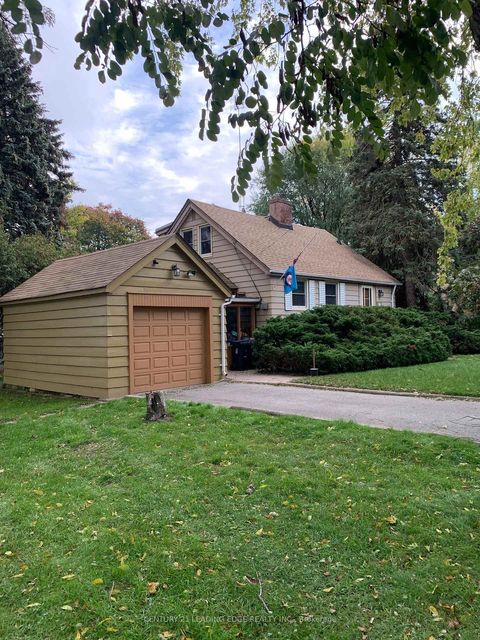 Photo 1 at 21 Faircroft Boulevard, Cliffcrest, Toronto