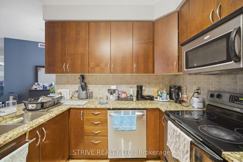 Photo 17 at 417 - 9225 Jane Street, Maple, Vaughan