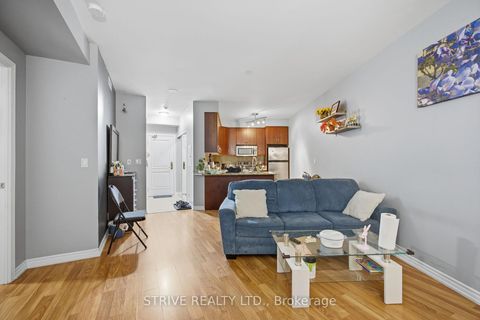 Photo 24 at 417 - 9225 Jane Street, Maple, Vaughan