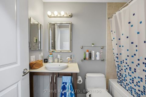 Photo 35 at 417 - 9225 Jane Street, Maple, Vaughan