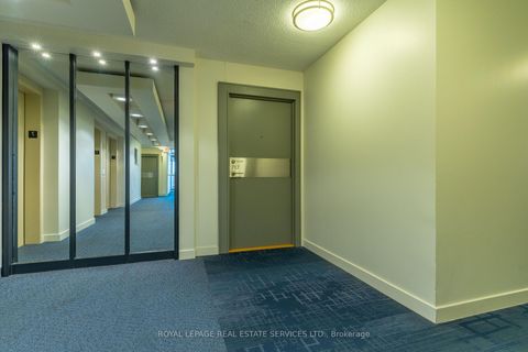 Photo 4 at 717 - 19 Singer Court, Bayview Village, Toronto