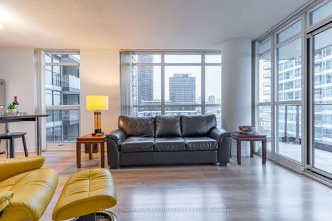 Photo 5 at 717 - 19 Singer Court, Bayview Village, Toronto