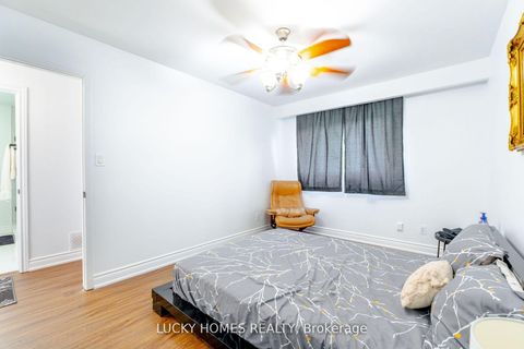 Photo 16 at 33 Vanstone Court, Bowmanville, Clarington