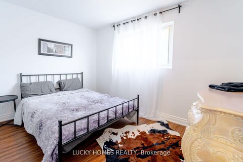 Photo 17 at 33 Vanstone Court, Bowmanville, Clarington