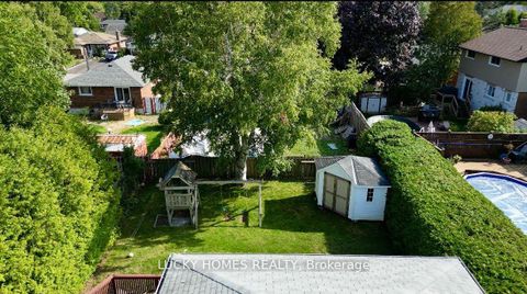 Photo 25 at 33 Vanstone Court, Bowmanville, Clarington