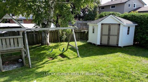 Photo 26 at 33 Vanstone Court, Bowmanville, Clarington