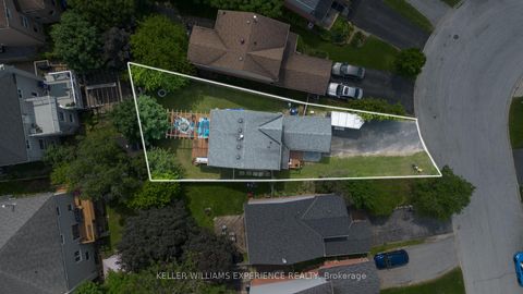 Photo 13 at 46 Hadden Crescent, Cundles East, Barrie