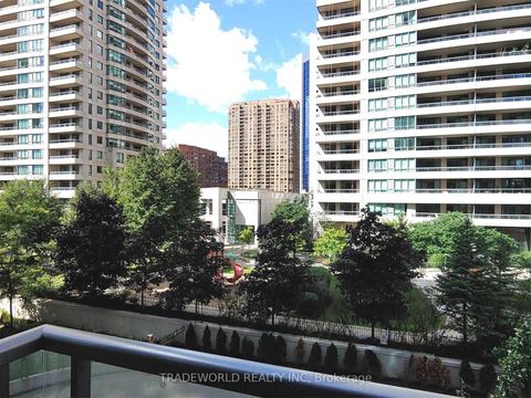 Photo 9 at 316 - 35 Hollywood Avenue, Willowdale East, Toronto