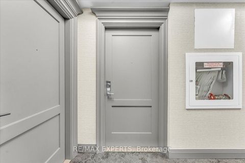 Photo 3 at 1702 - 30 Elm Drive W, City Centre, Mississauga