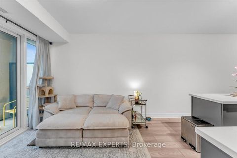 Photo 11 at 1702 - 30 Elm Drive W, City Centre, Mississauga