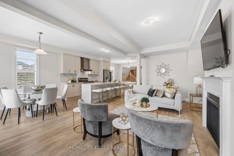 Photo 6 at 20 Viola Street, Sharon, East Gwillimbury