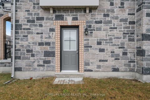 Photo 22 at 20 Viola Street, Sharon, East Gwillimbury