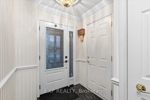 Photo 2 at 1442 Manitou Court, Samac, Oshawa