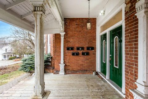 Photo 3 at 3 Peel Street, Wellington, Barrie