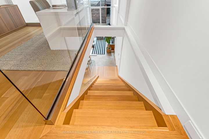 Photo 6 at 840 Richmond Street W, Bellwoods, Toronto