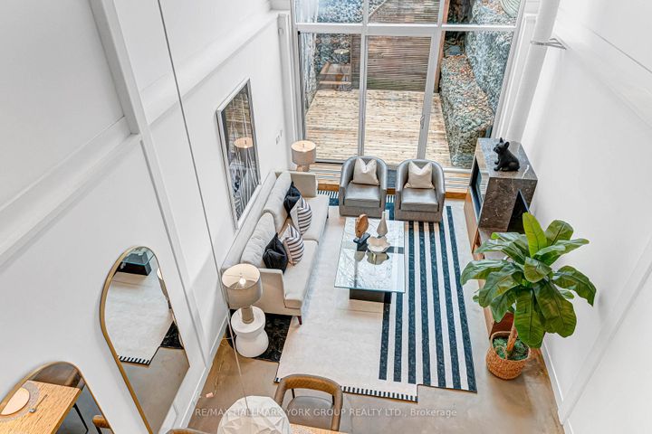 Photo 7 at 840 Richmond Street W, Bellwoods, Toronto