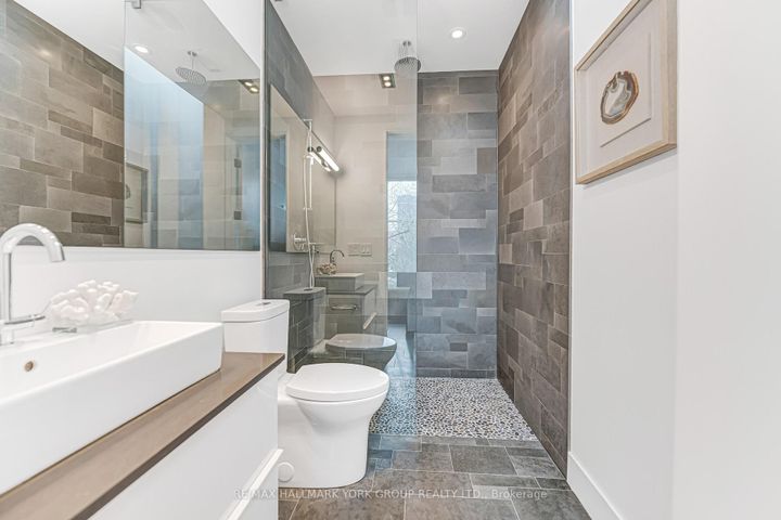 Photo 31 at 840 Richmond Street W, Bellwoods, Toronto