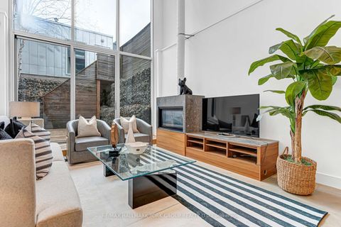 Photo 10 at 840 Richmond Street W, Bellwoods, Toronto