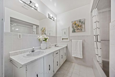 Photo 22 at 57 Cobblestone Drive, Don Valley Village, Toronto