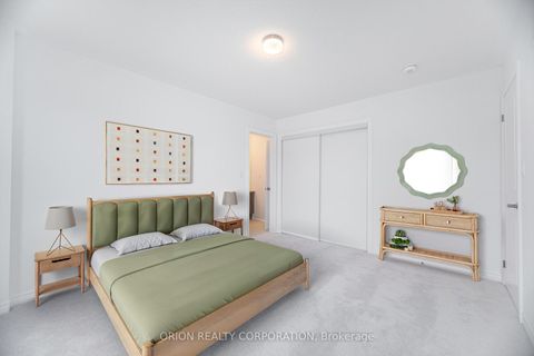 Photo 5 at 18 Kingsbury Trail, Rural Barrie Southeast, Barrie