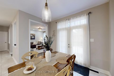 Photo 13 at 192 Tonner Crescent, Bayview Northeast, Aurora