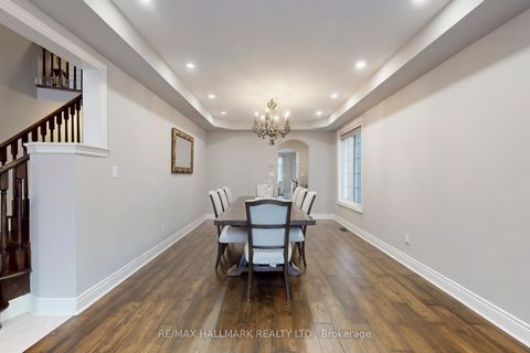 Photo 18 at 192 Tonner Crescent, Bayview Northeast, Aurora