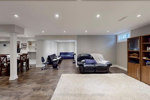 Photo 37 at 192 Tonner Crescent, Bayview Northeast, Aurora