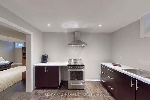 Photo 41 at 192 Tonner Crescent, Bayview Northeast, Aurora